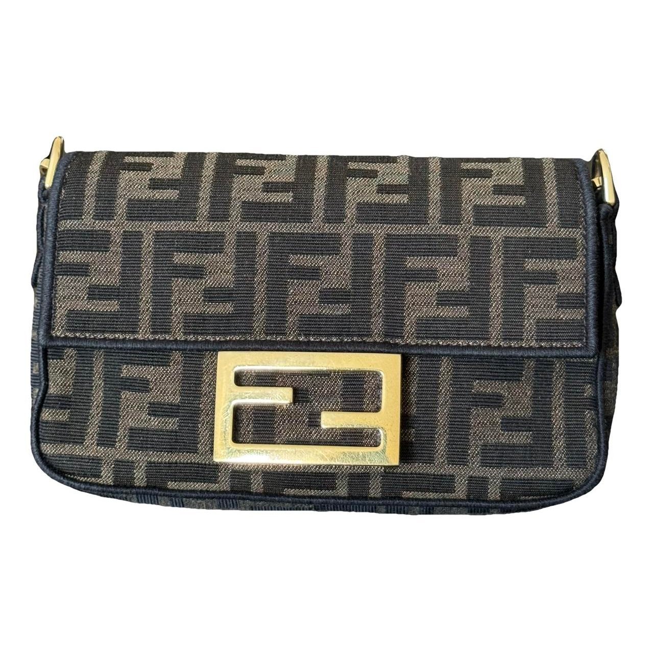 Baguette clutch bag