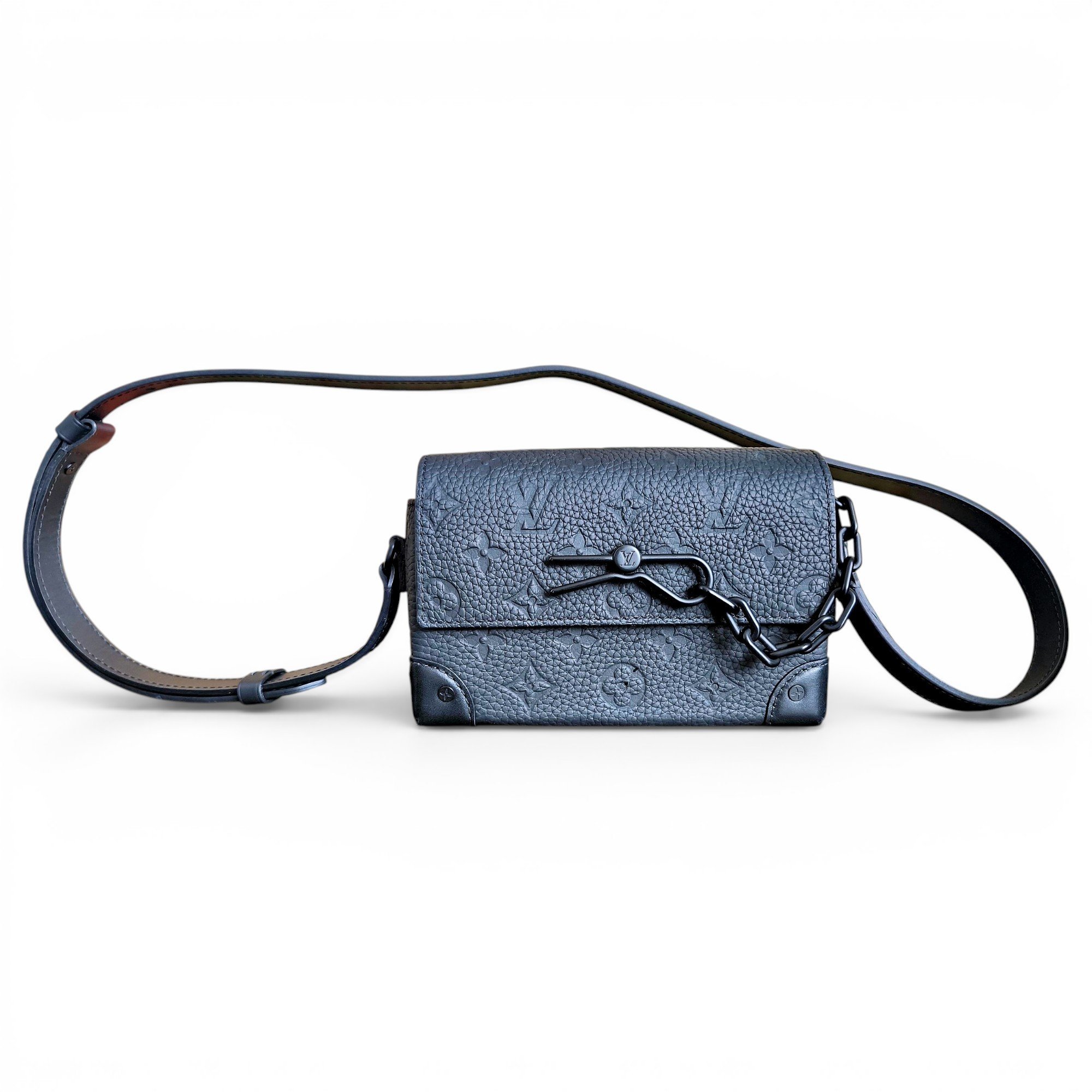 Pochette Trunk leather crossbody bag