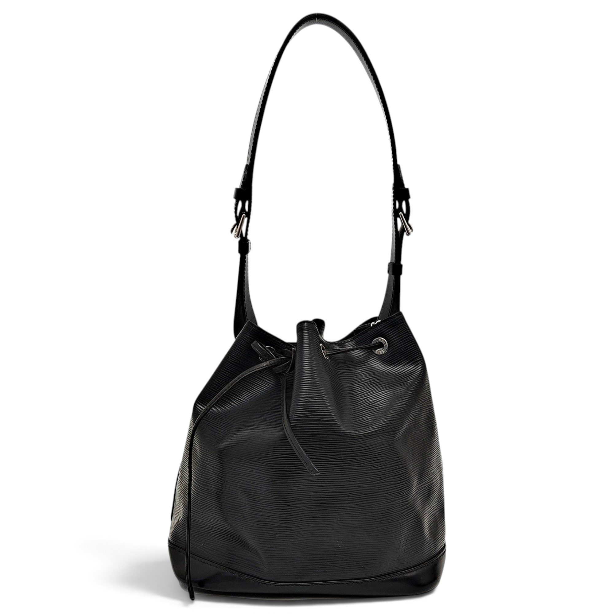 Nano Noé leather handbag