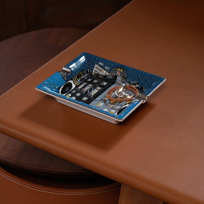 Night Faubourg Party Ashtray
