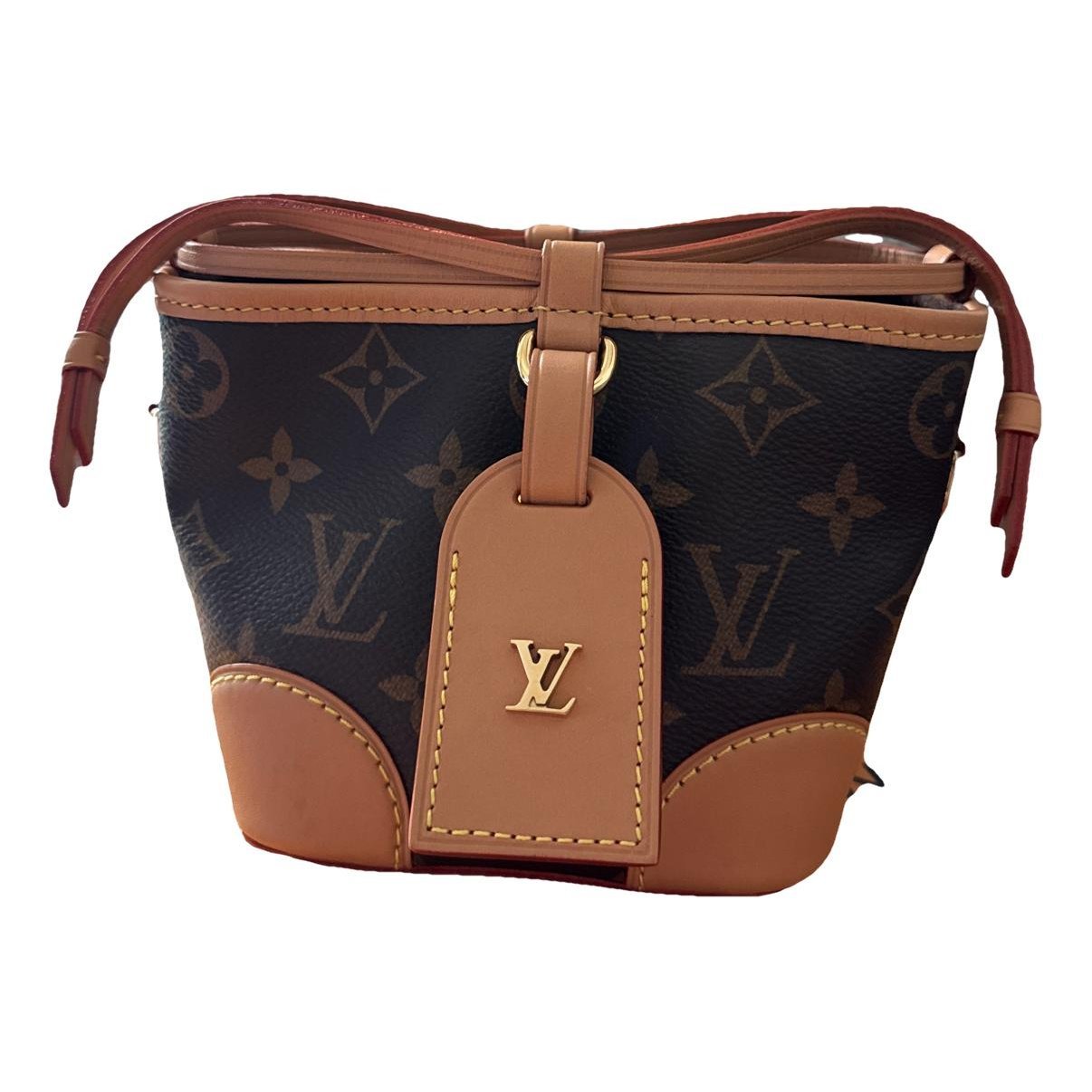 Noé leather crossbody bag