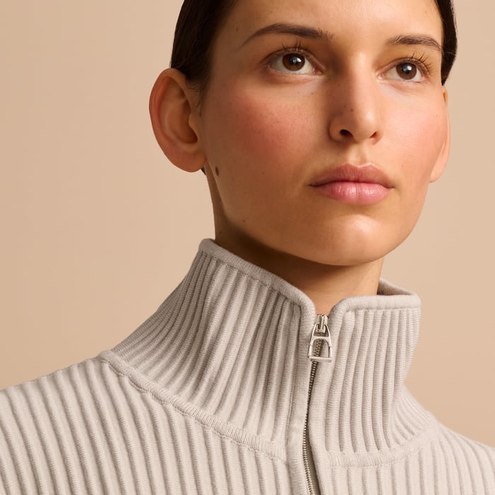 Yoga Pullover