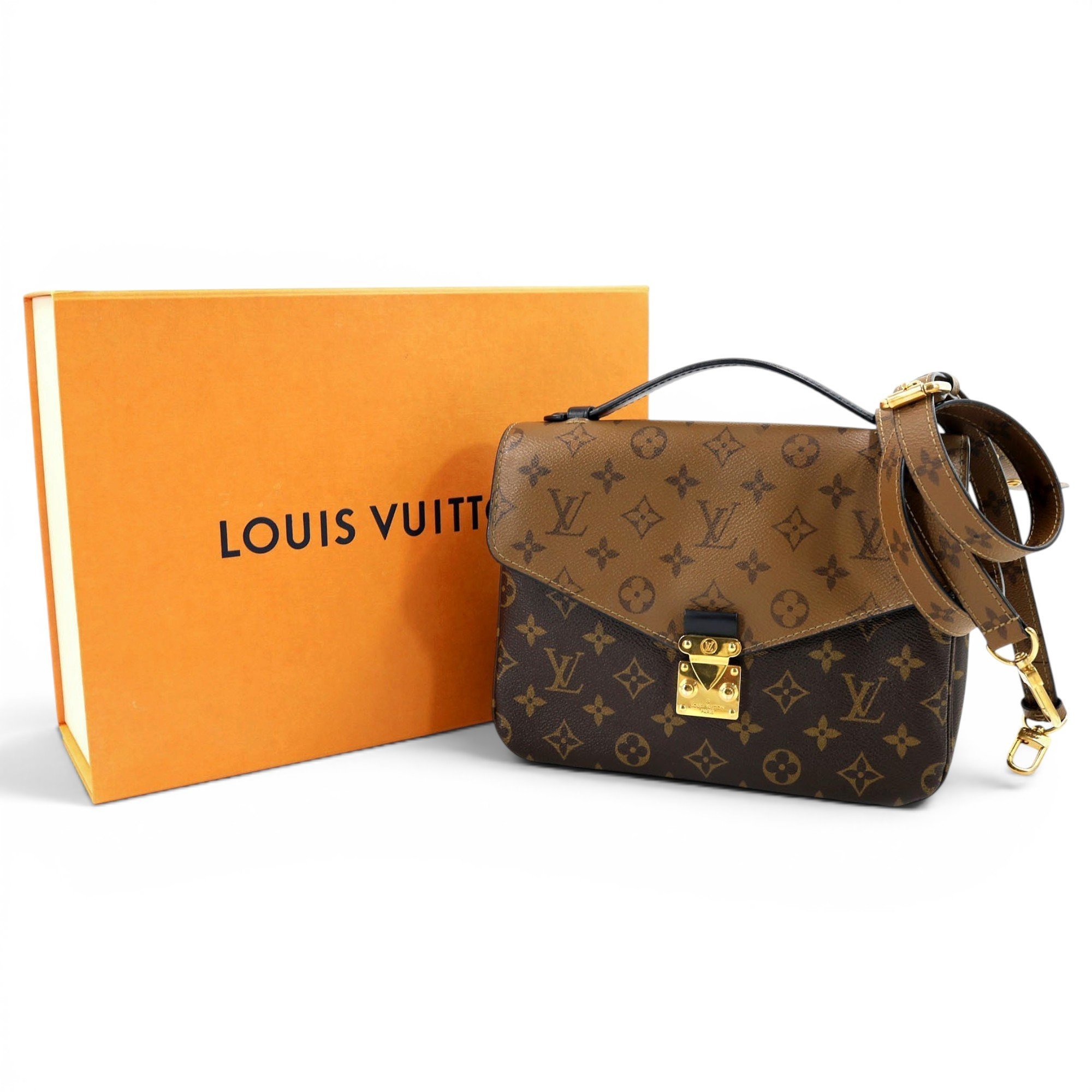 Metis leather handbag