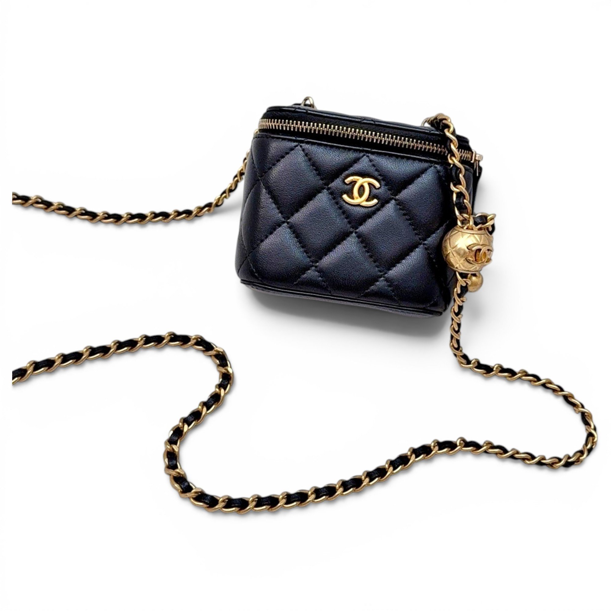 Trendy CC Vanity leather handbag