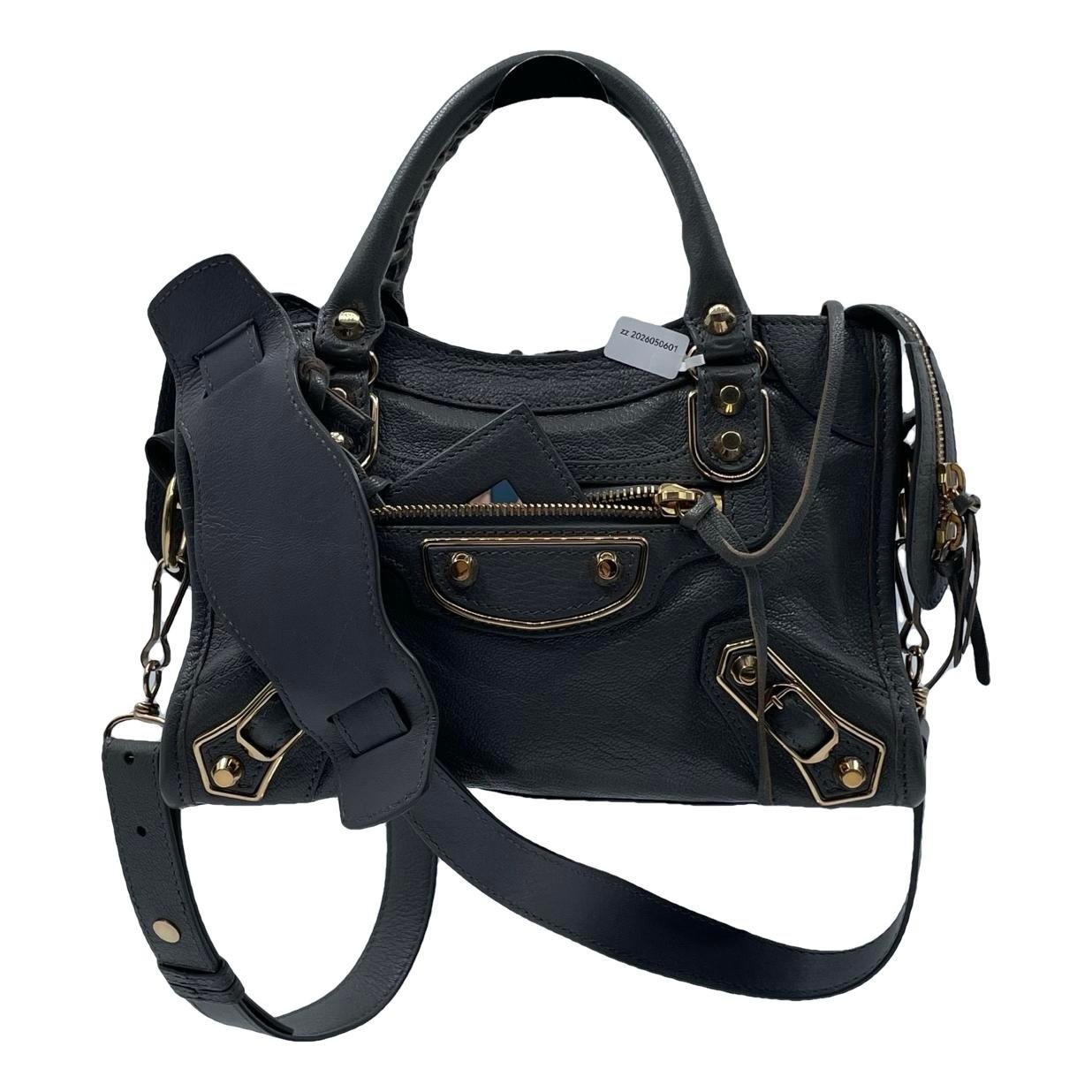 City leather crossbody bag
