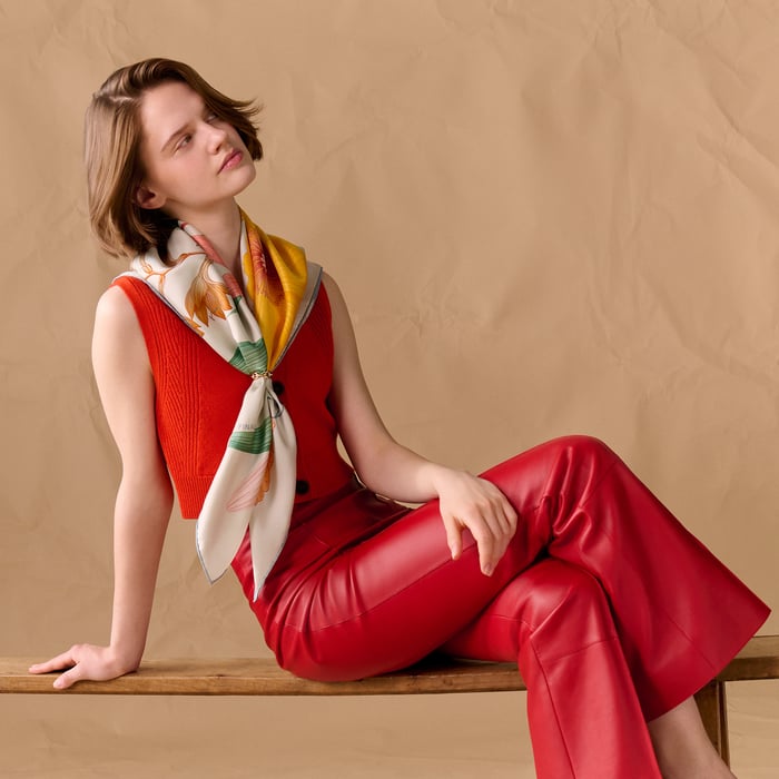 Hermès Bouquet Final scarf 90 Gris Cendre/Orange/Vert | BagUSeek