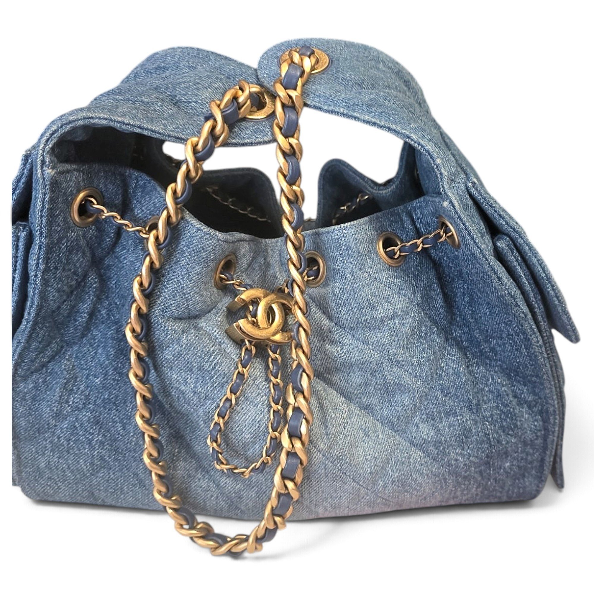 Chanel 25 handbag
