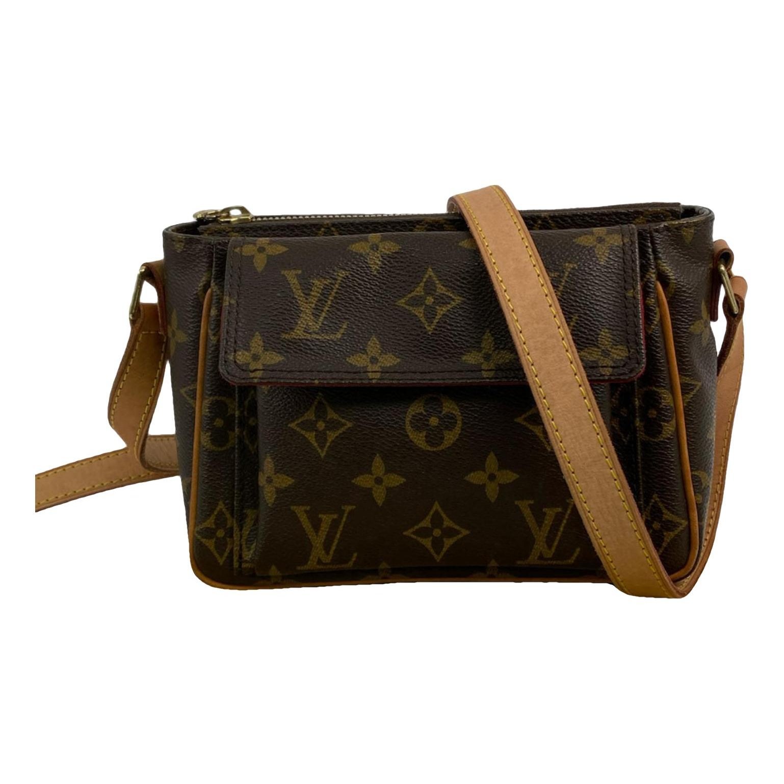 Viva Cité patent leather crossbody bag