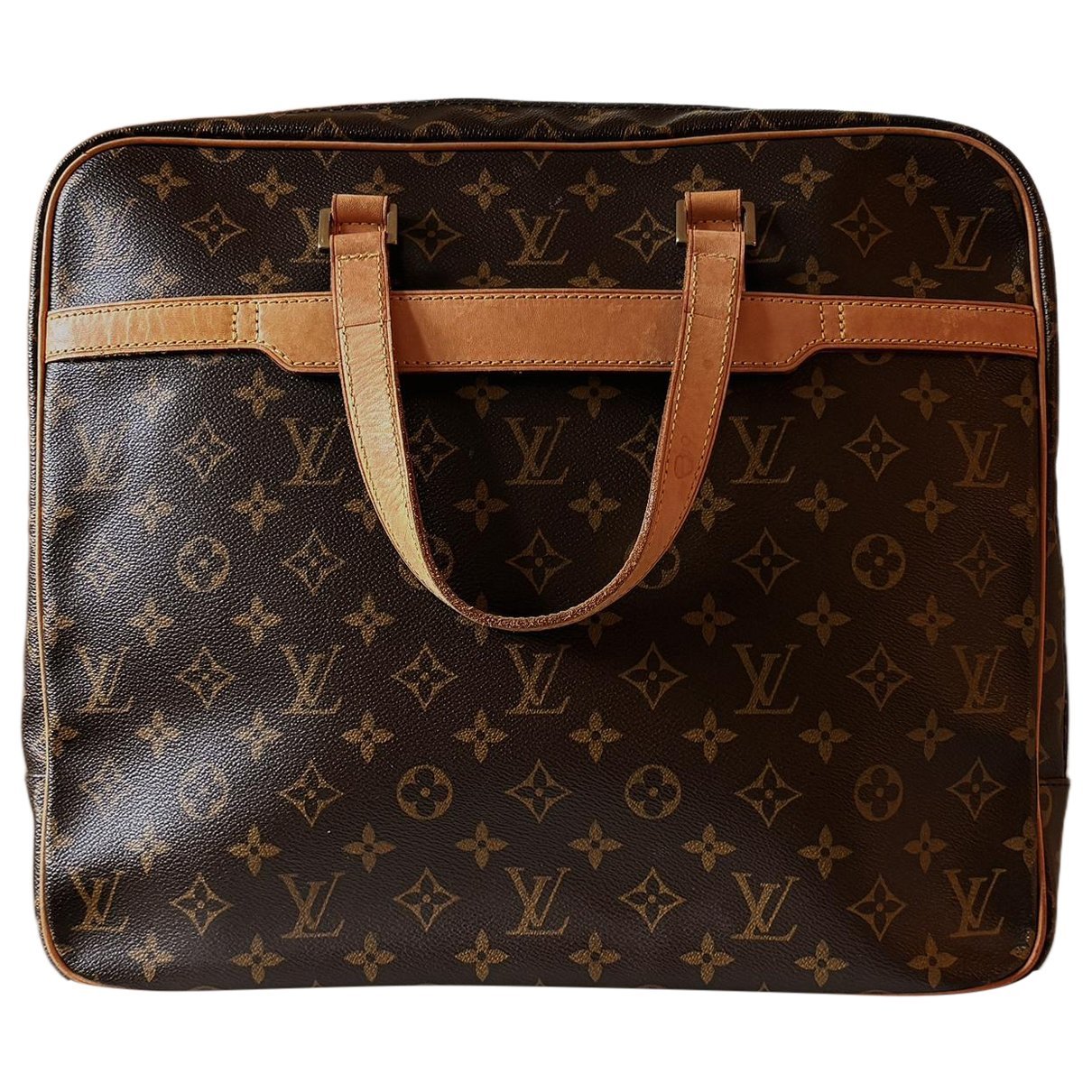 Leather travel bag