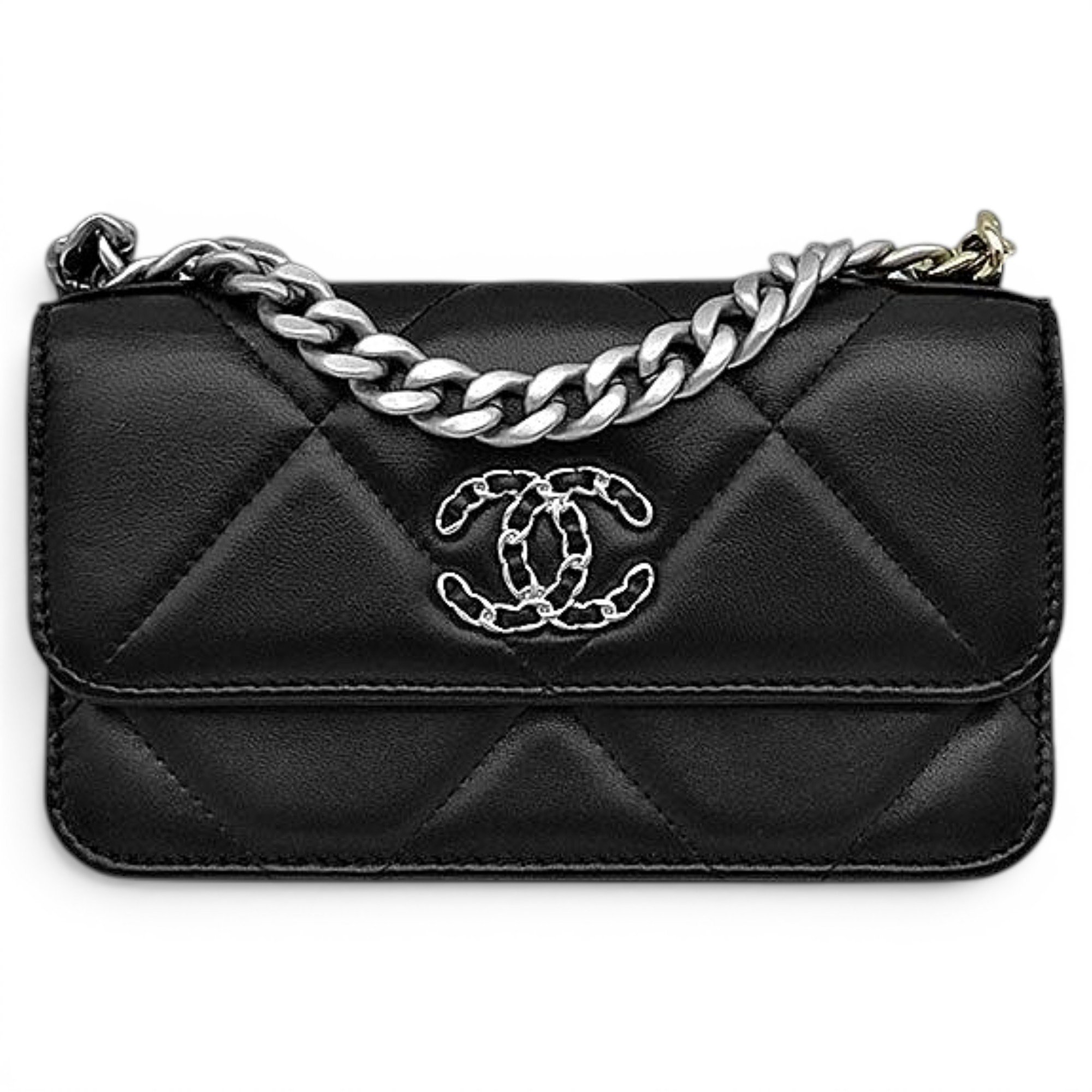 Chanel 19 leather handbag
