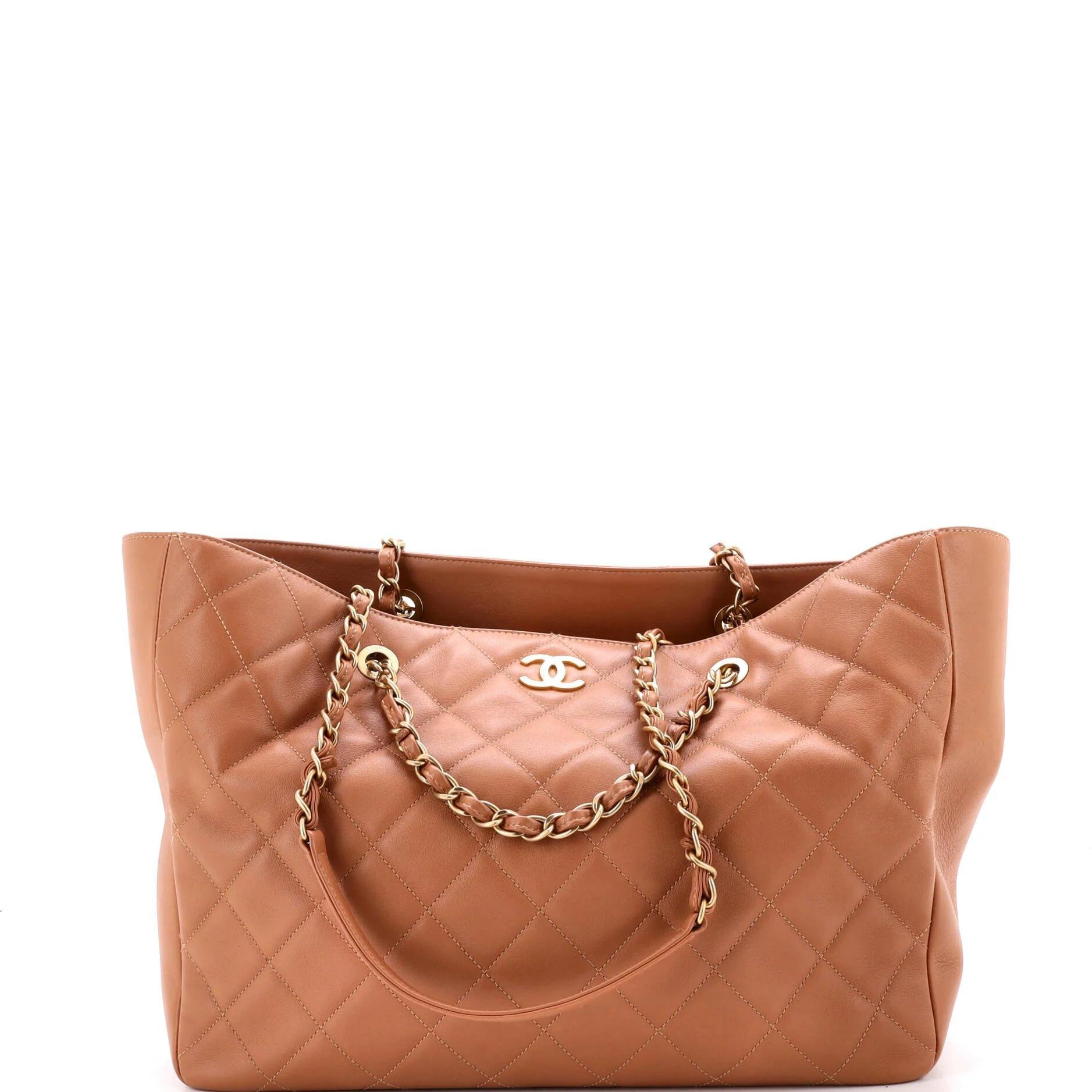 Classic CC Shopping leather tote