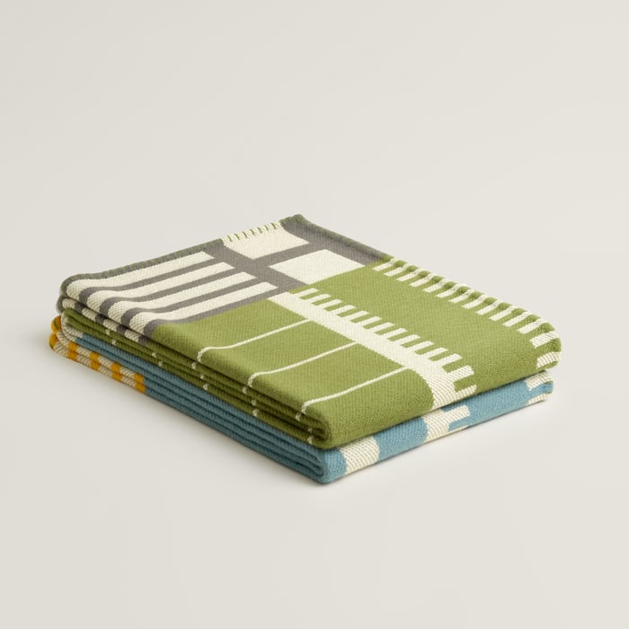 Avalon H Serif Blanket