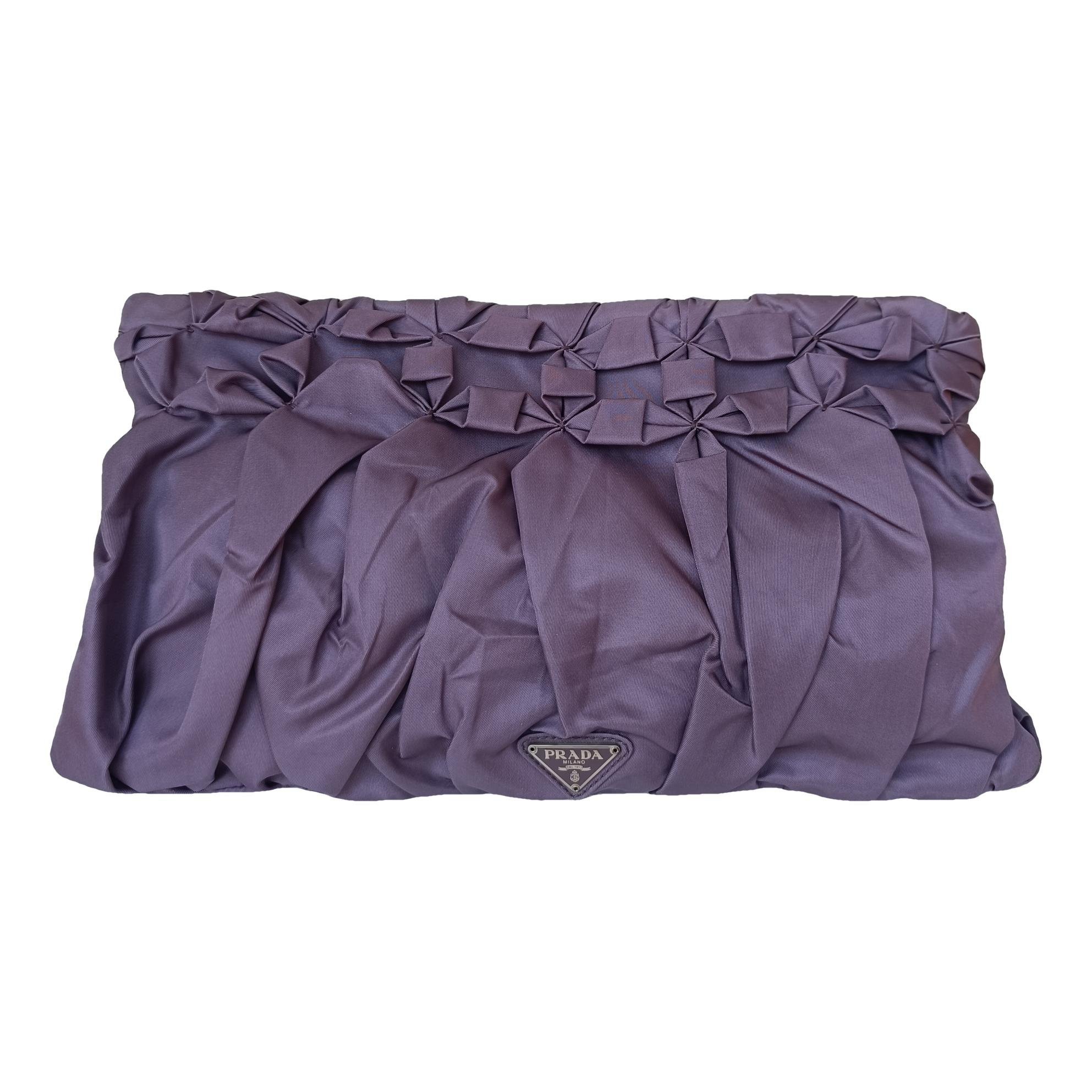 Cloth clutch bag