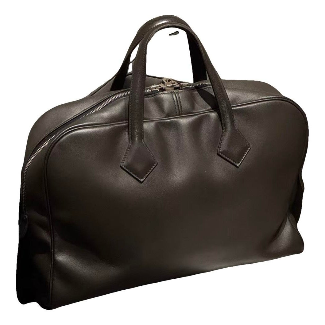 Victoria leather handbag