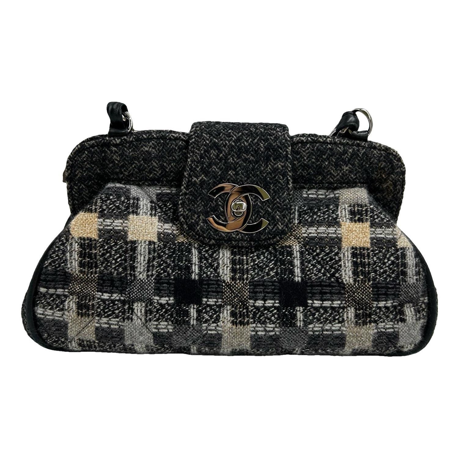 Leather bag