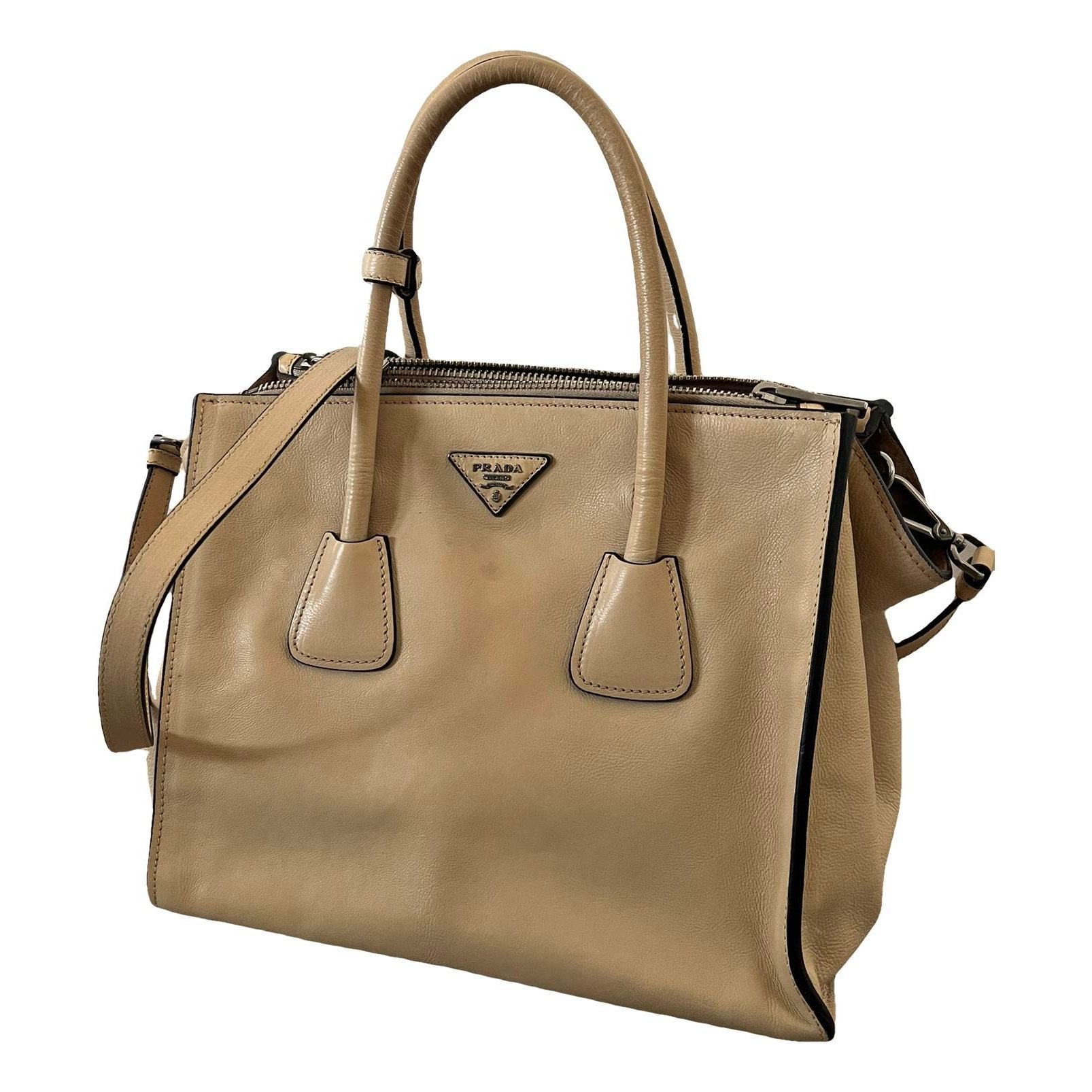 Leather handbag