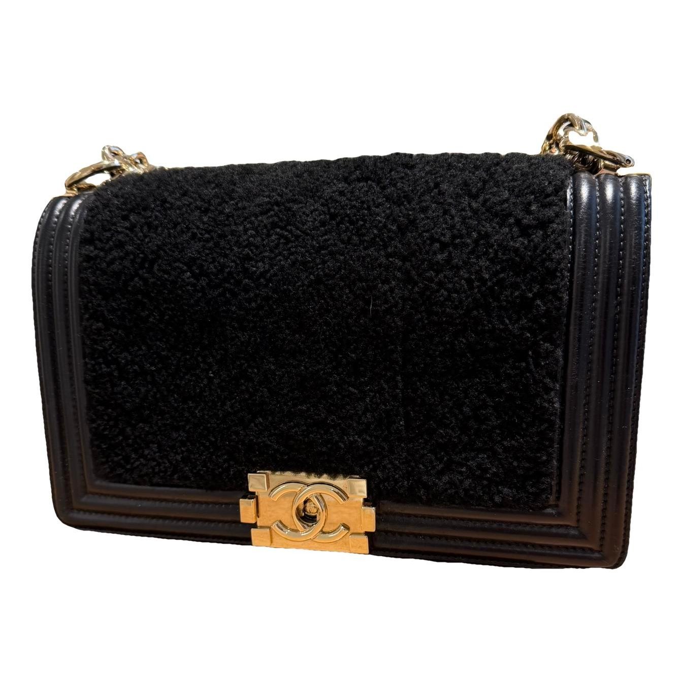 Boy wool handbag