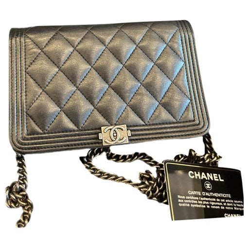 Wallet On Chain Boy leather crossbody bag