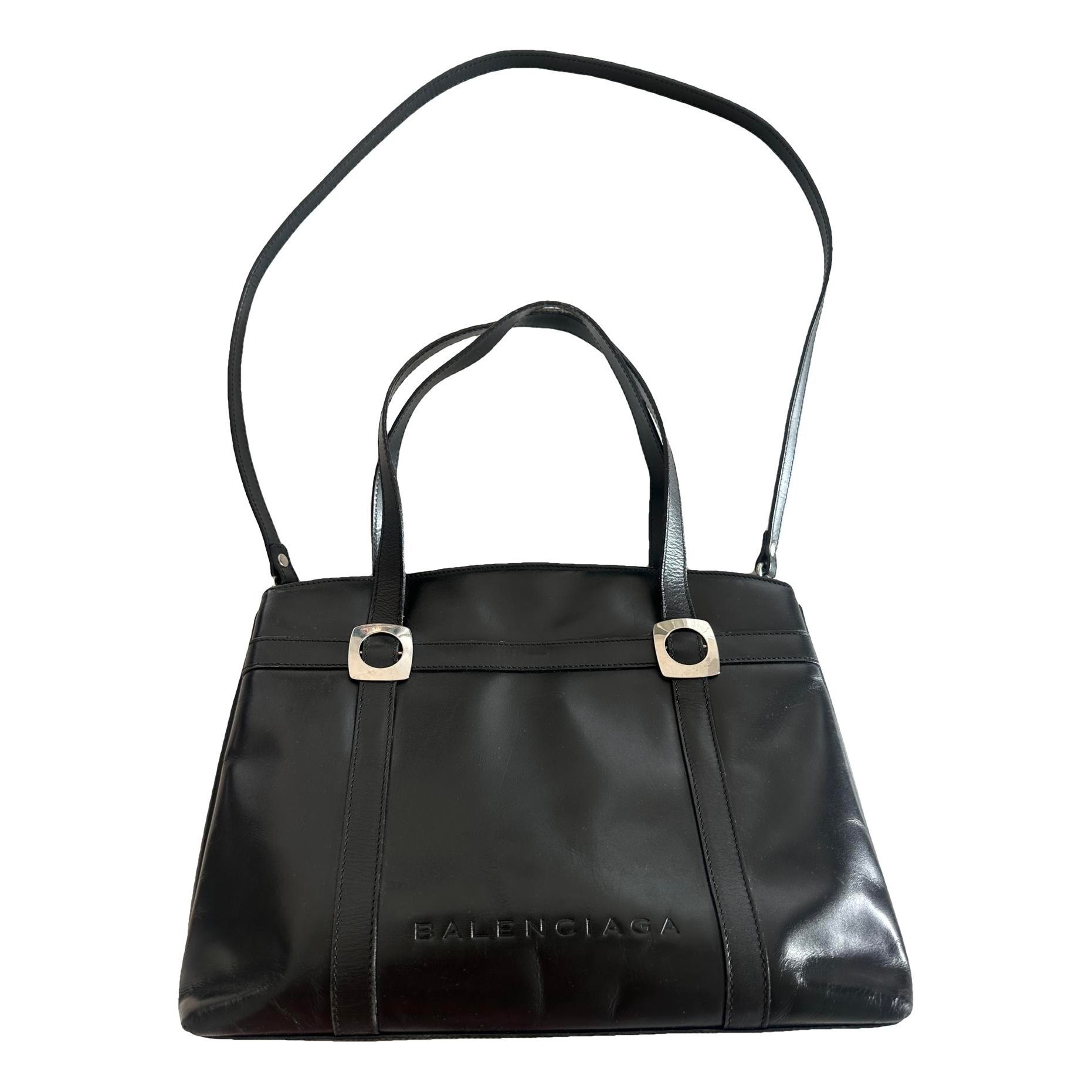 City leather handbag