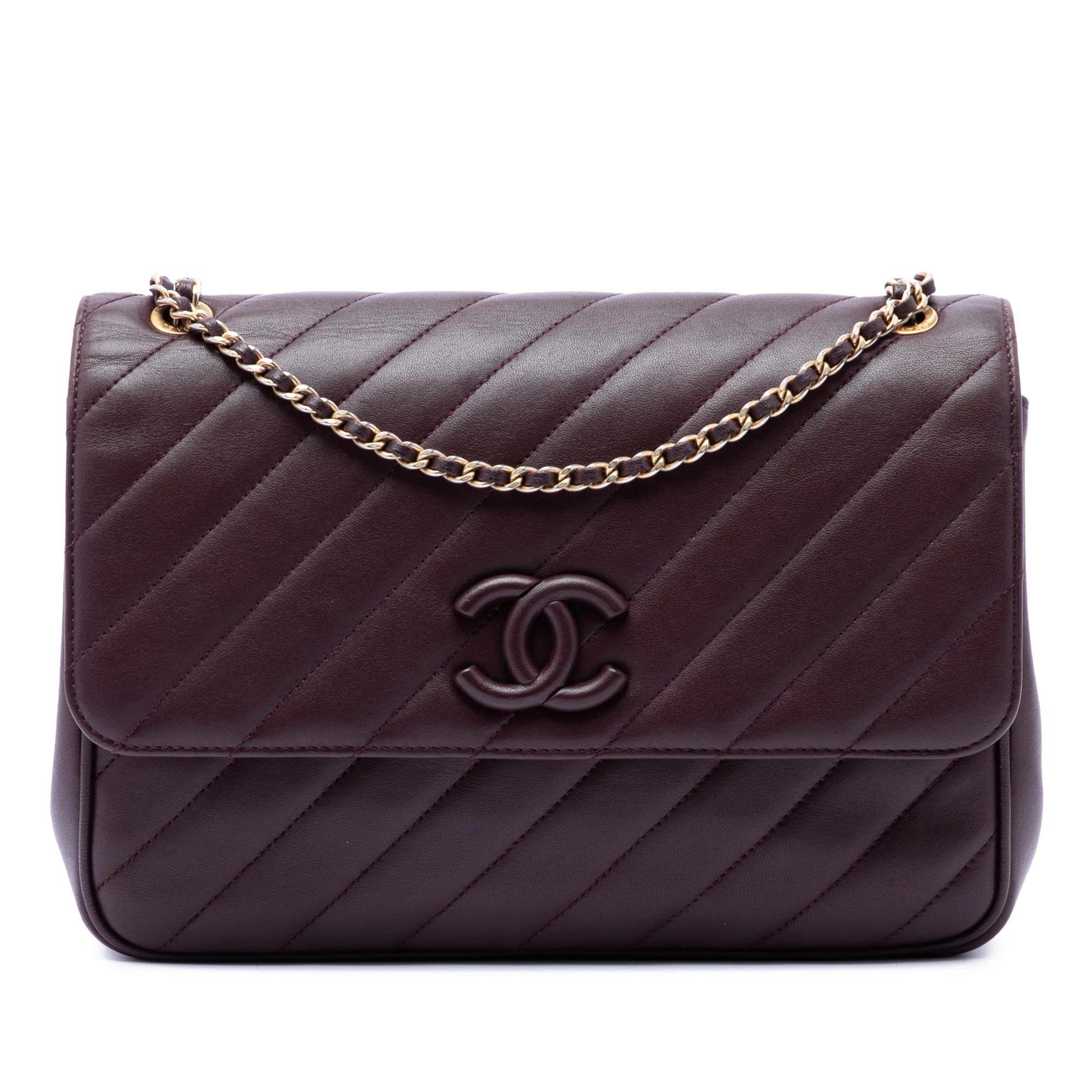 Timeless/Classique leather crossbody bag