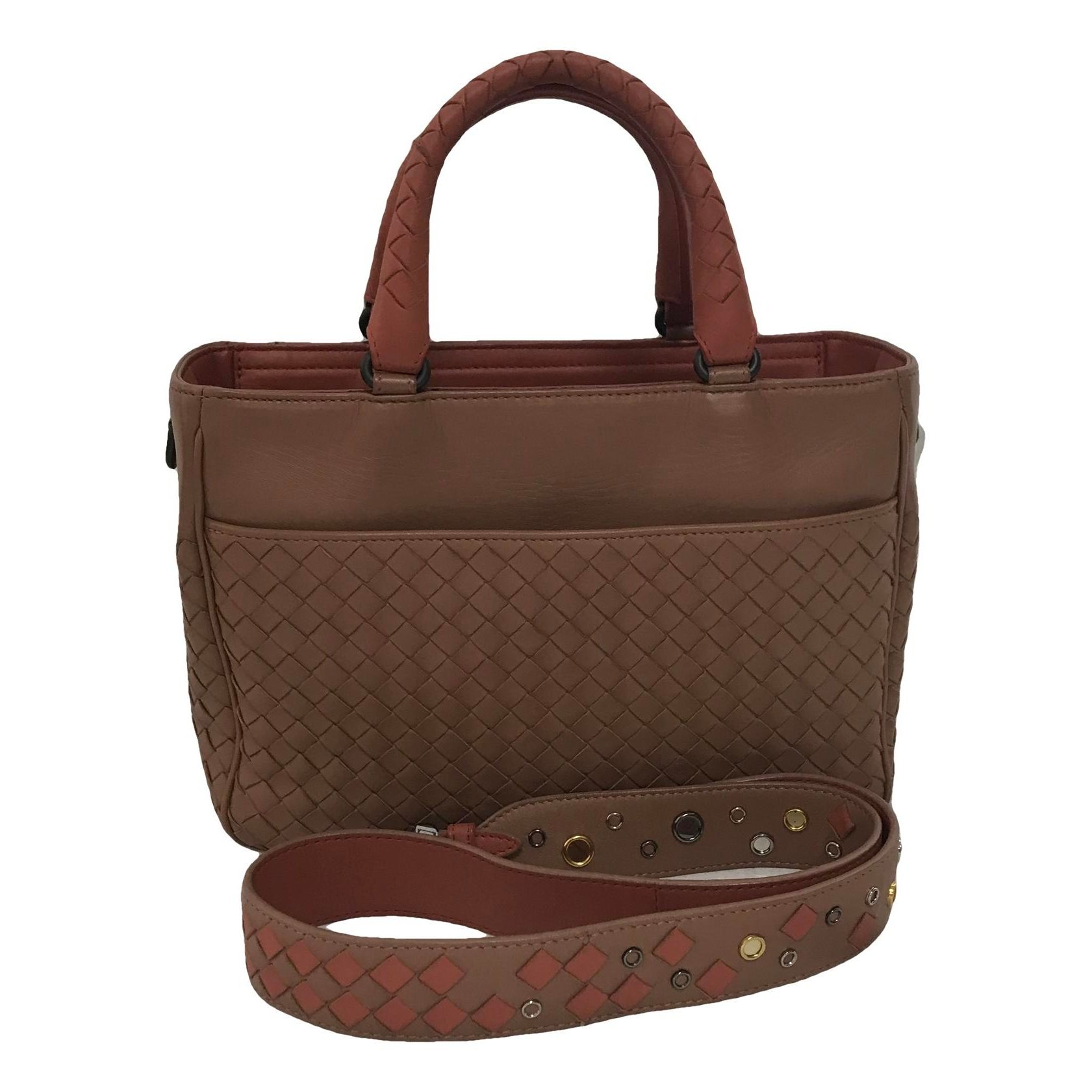 Leather handbag