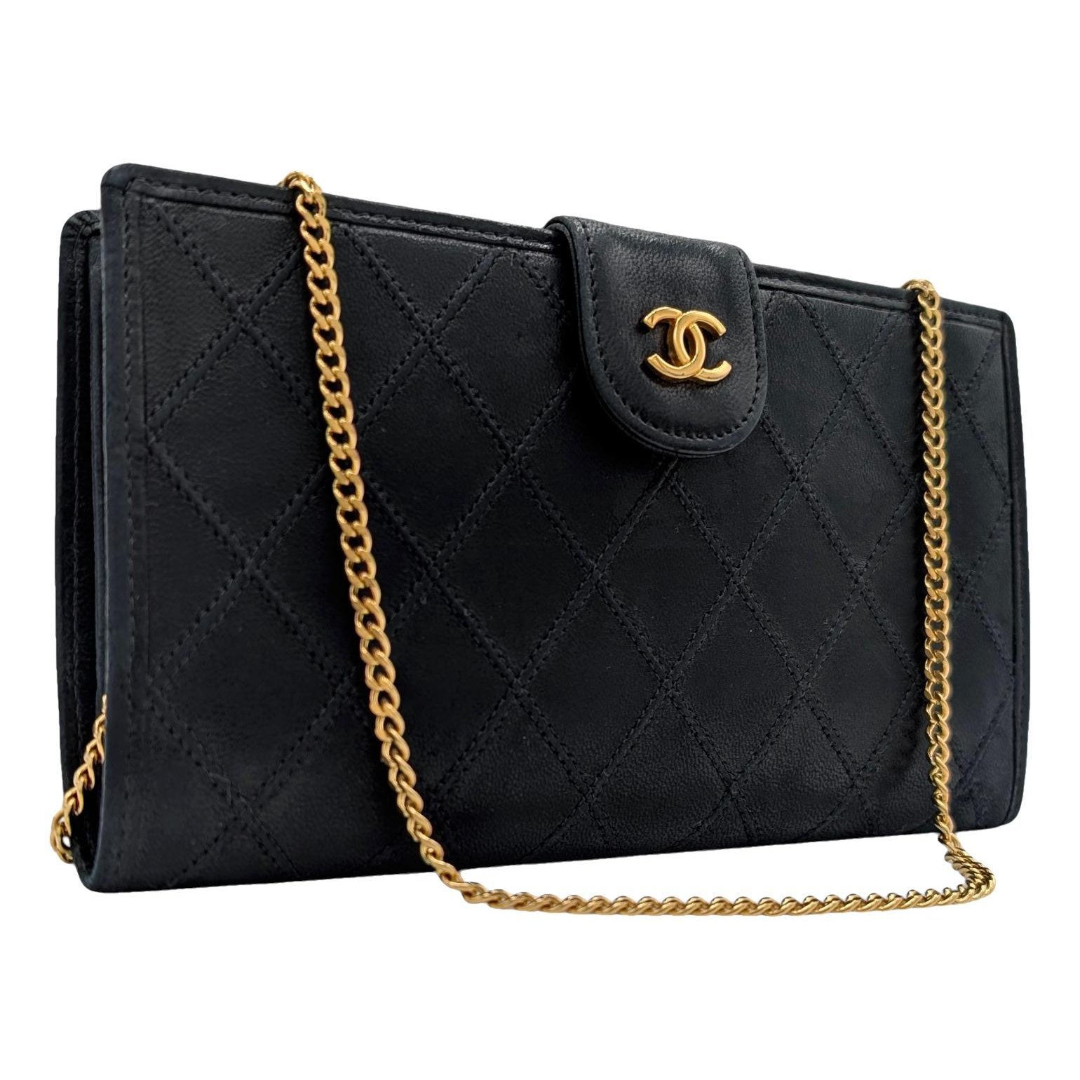 Timeless/Classique leather crossbody bag
