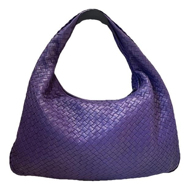 Veneta leather handbag