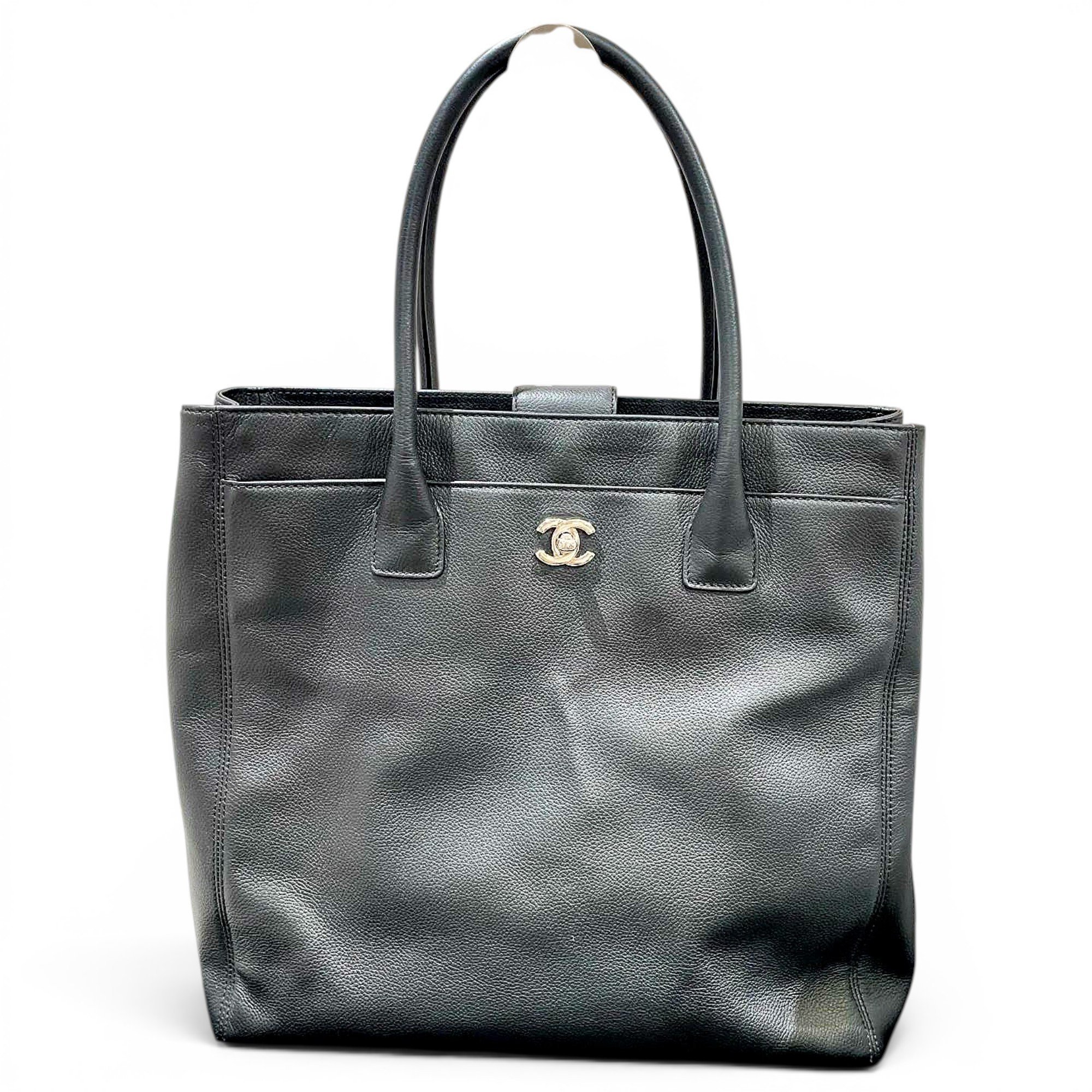 Leather tote