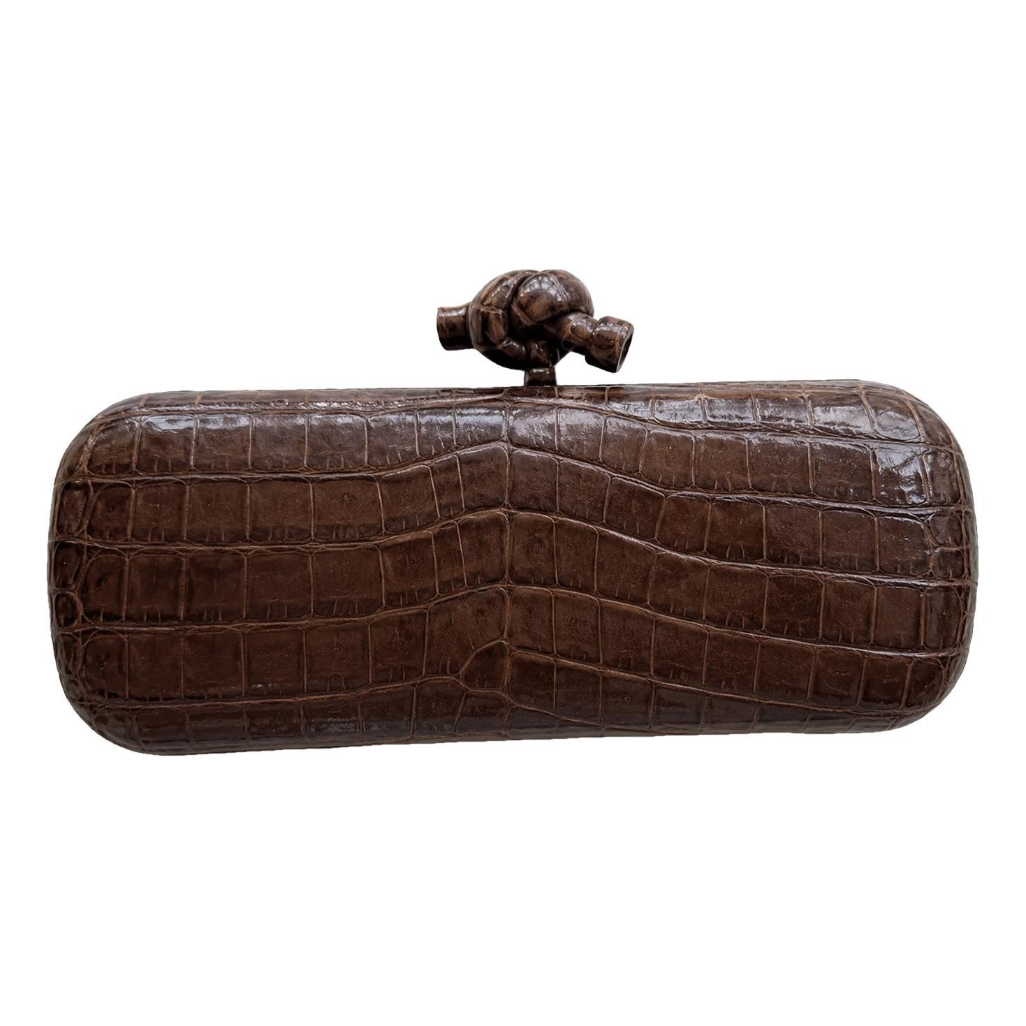 Pochette Knot leather clutch bag