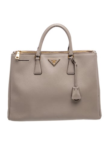 Saffiano Leather Galleria Double Zip Large