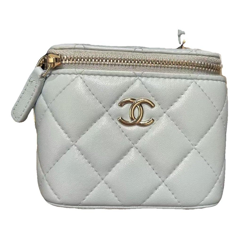 Trendy CC Vanity leather handbag