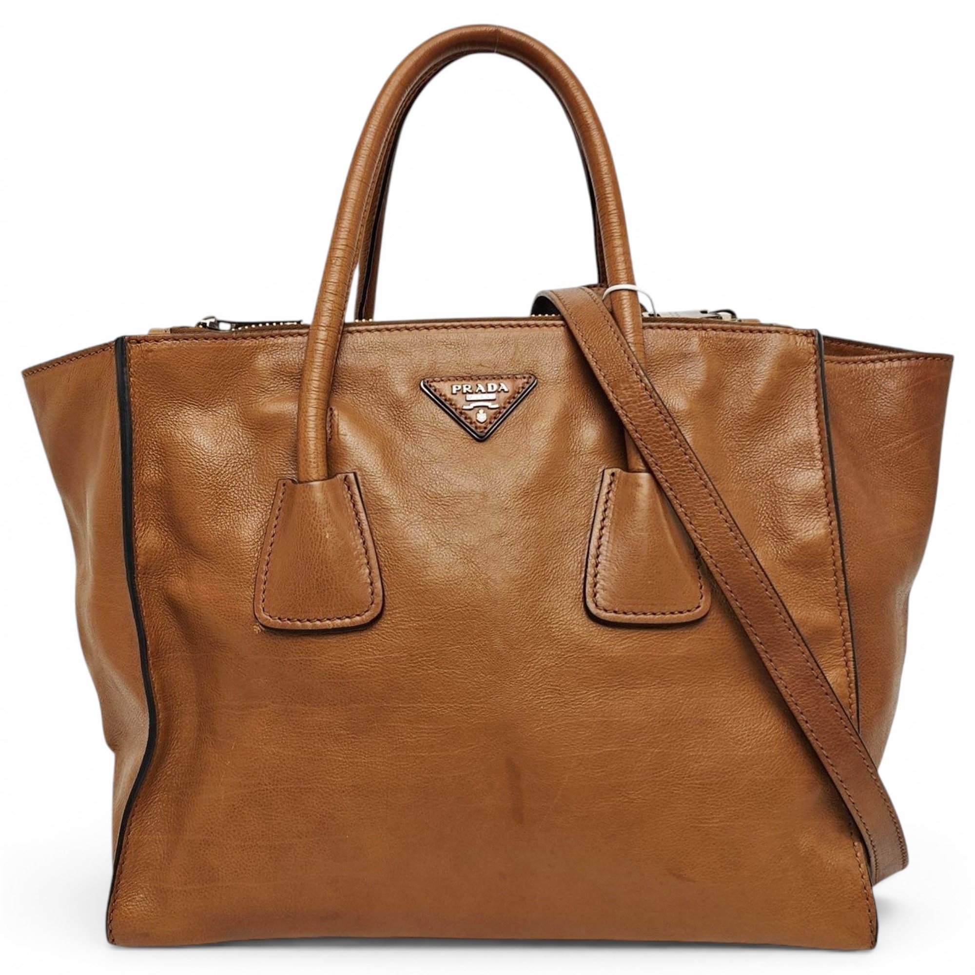 Leather handbag