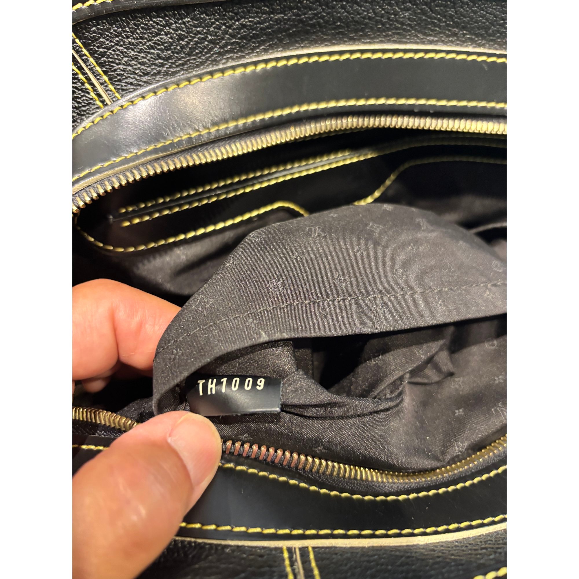 Le Radieux leather handbag