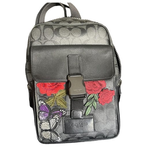 Leather crossbody bag