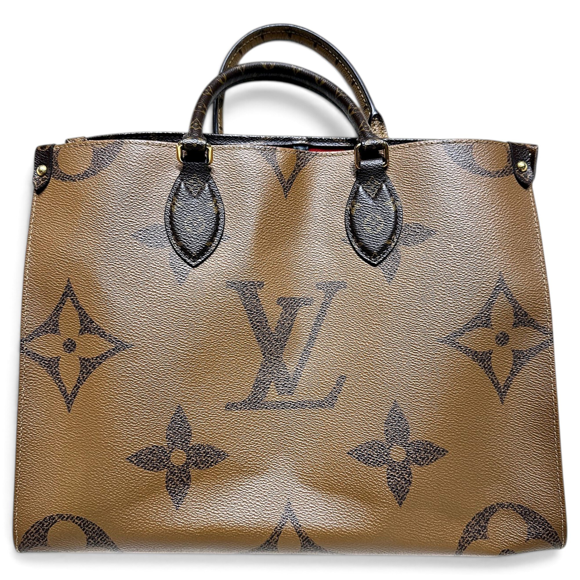 Onthego leather handbag