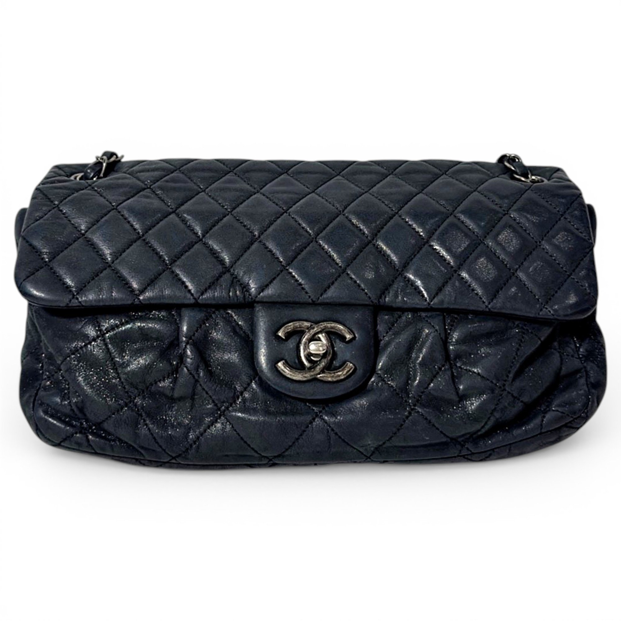 Timeless/Classique leather crossbody bag