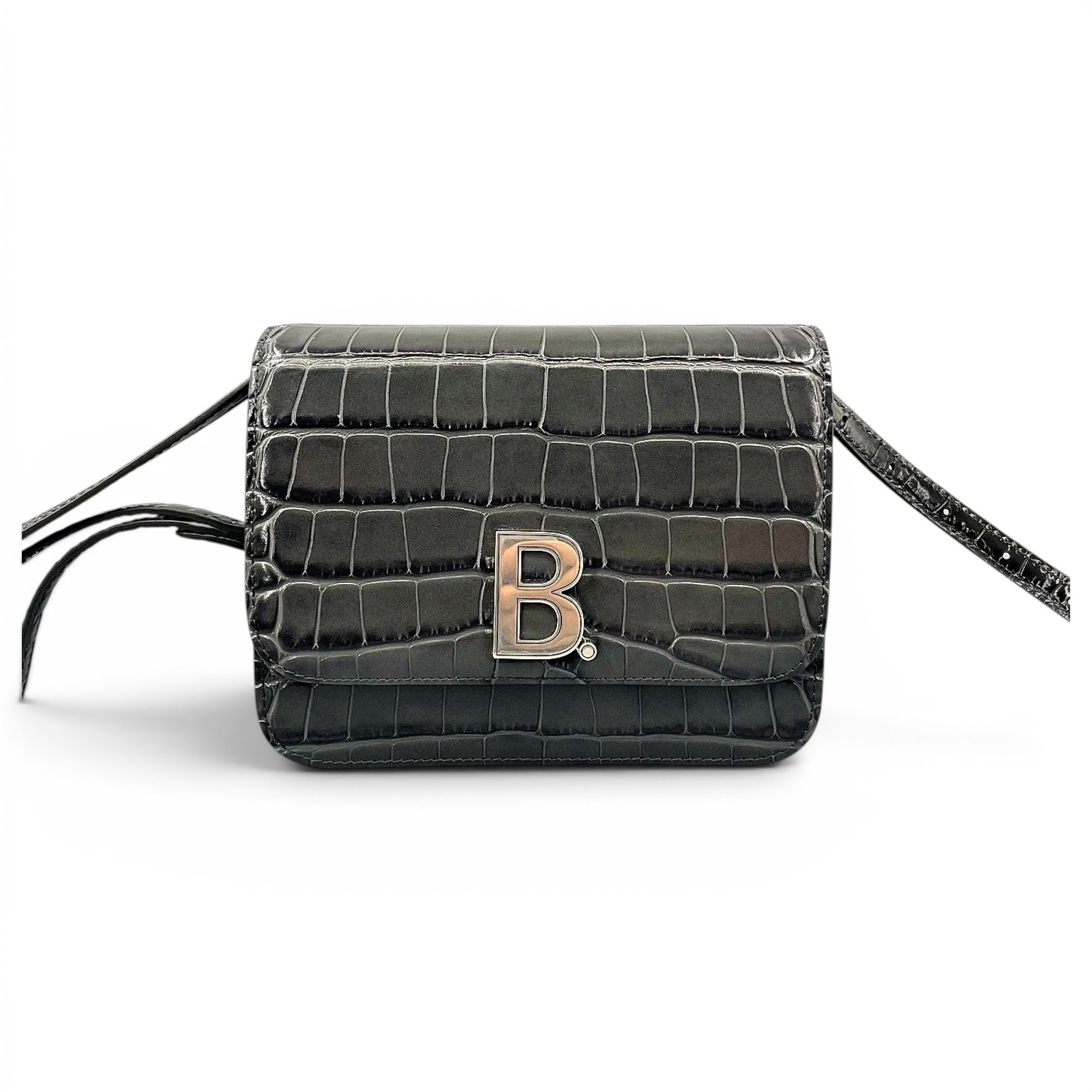 B leather handbag