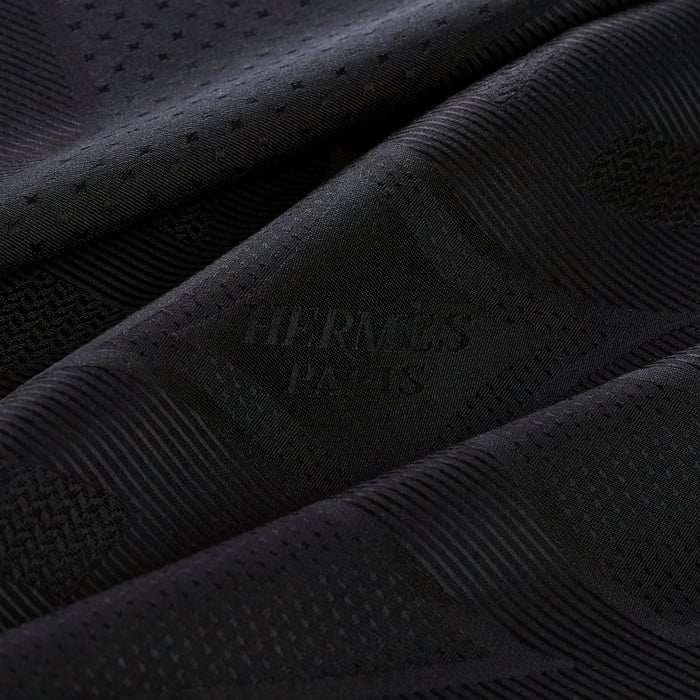 Bleu Noir Eperon d'Or Scarf 135