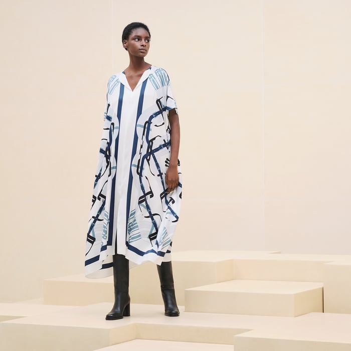 Blanc Naturel "Mors a Jouets Detoure" Belted Caftan