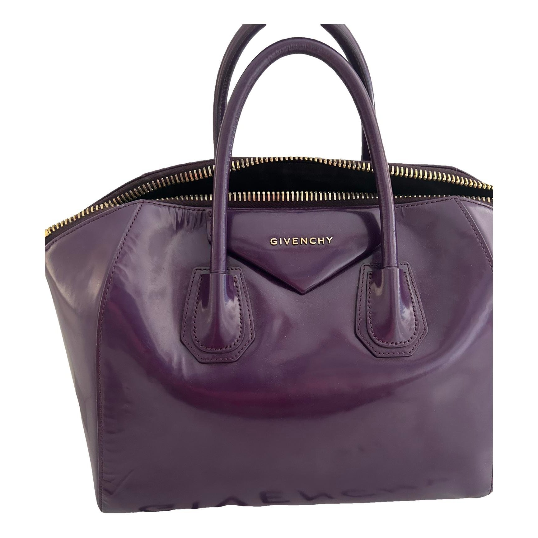 Antigona leather handbag