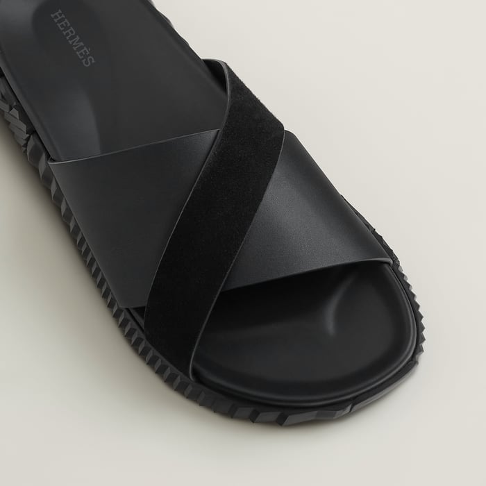 Noir Infra Sandal