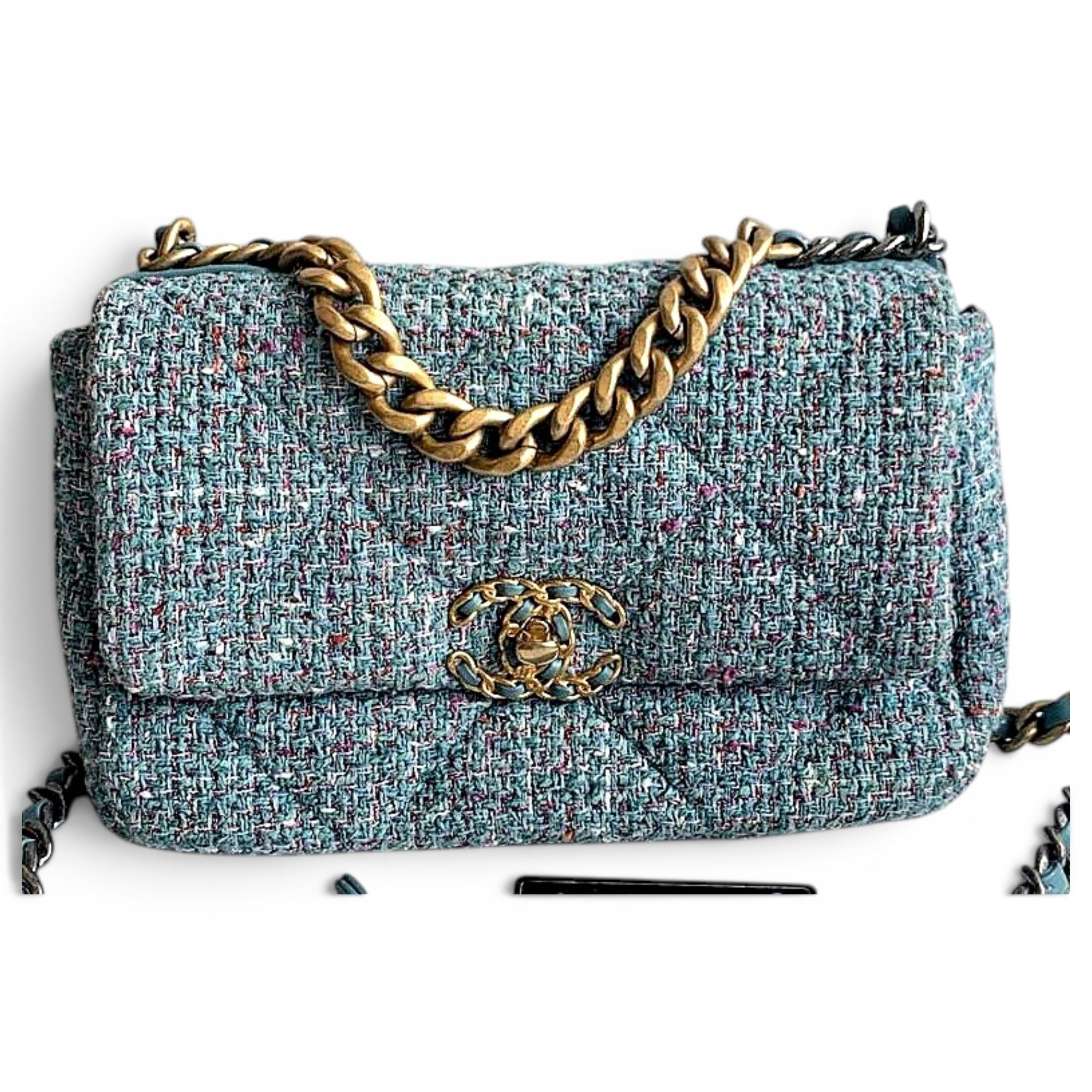 Chanel 19 tweed handbag