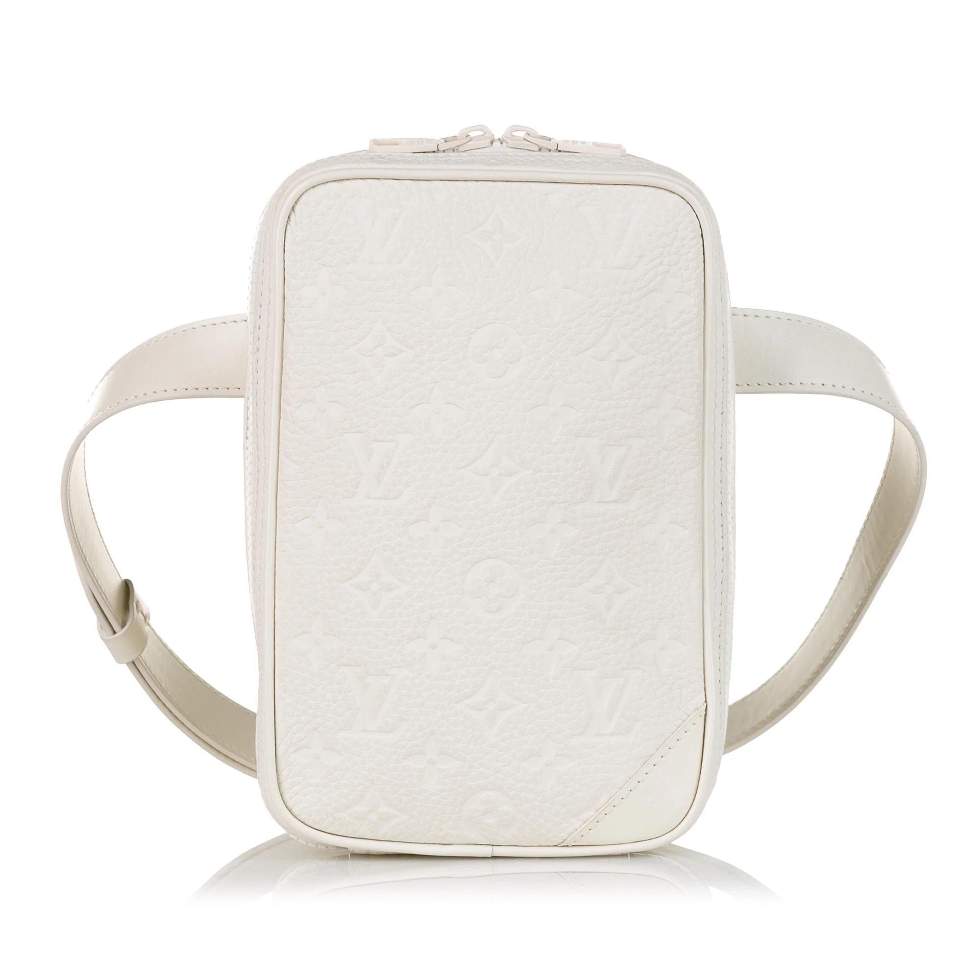Louis Vuitton Leather handbag