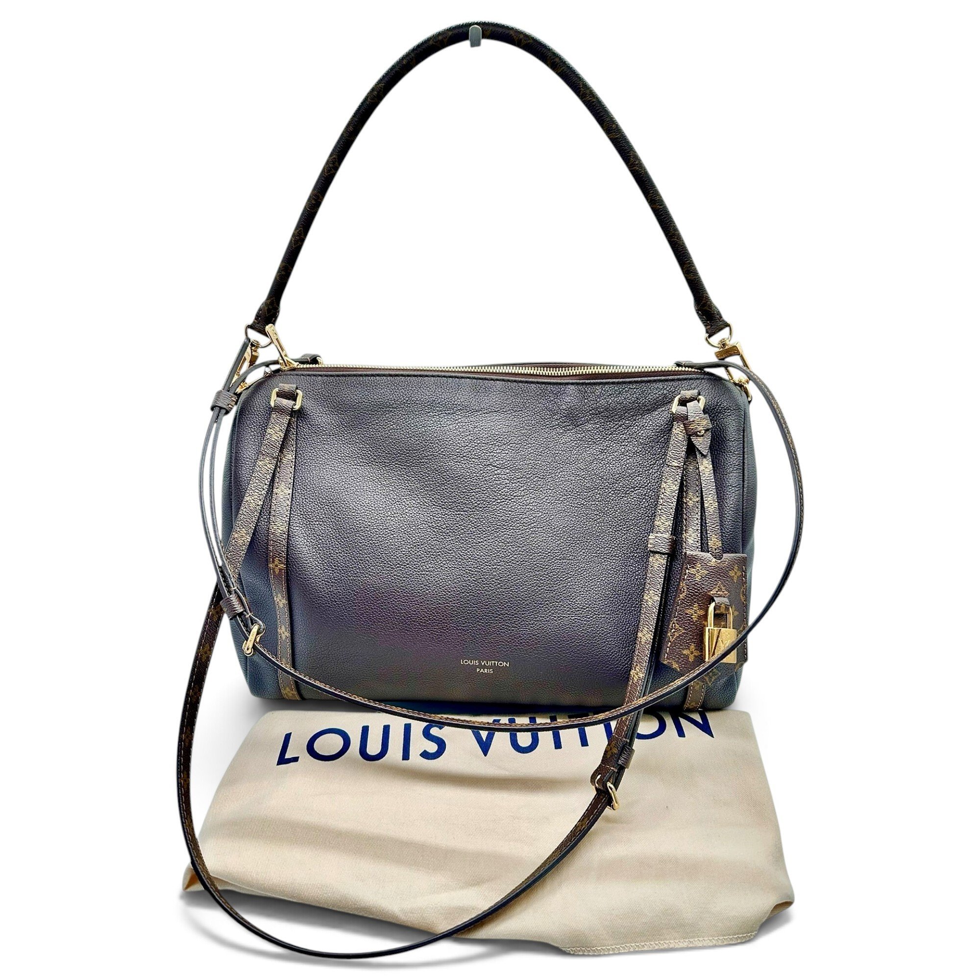 Caissa leather handbag