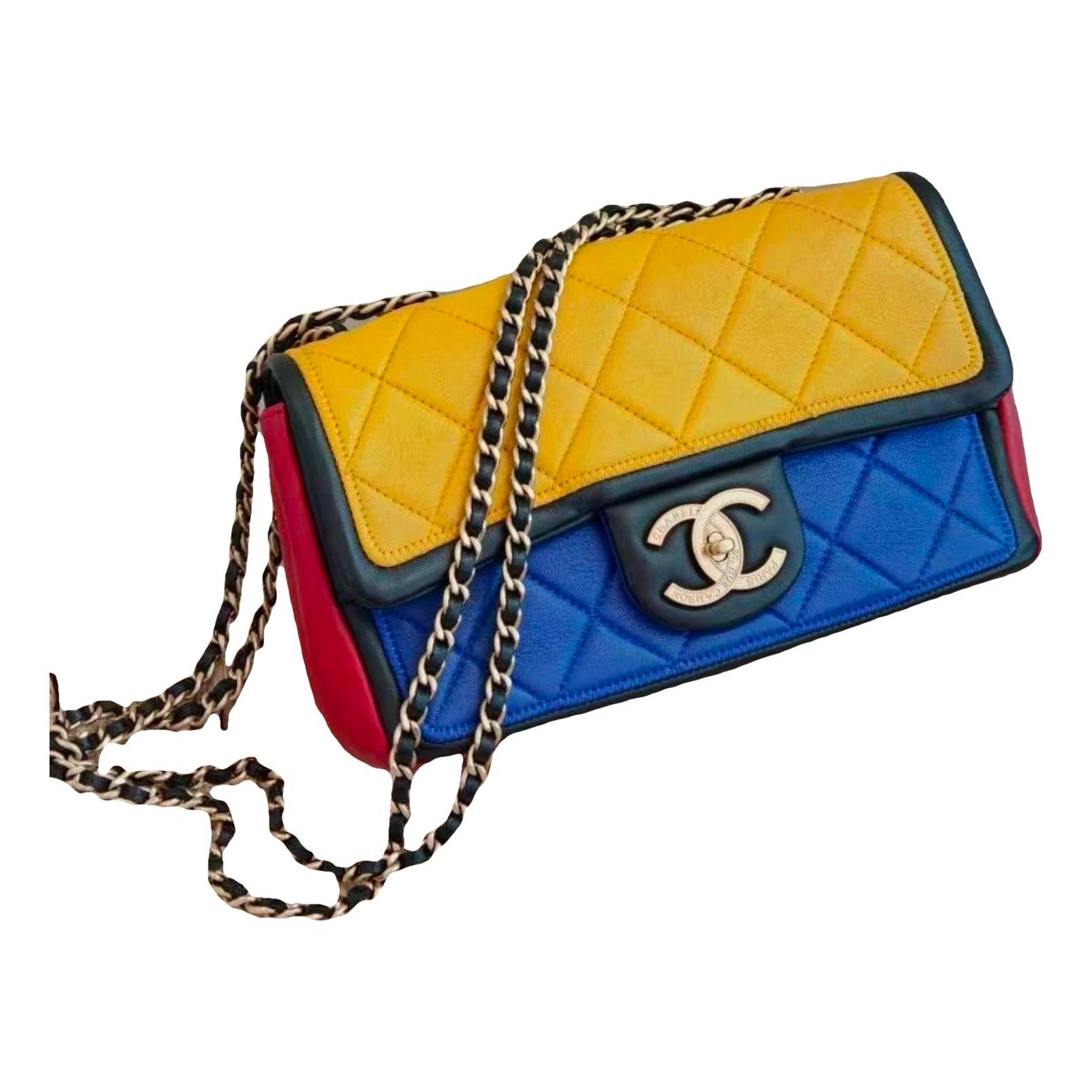 Timeless/Classique leather crossbody bag