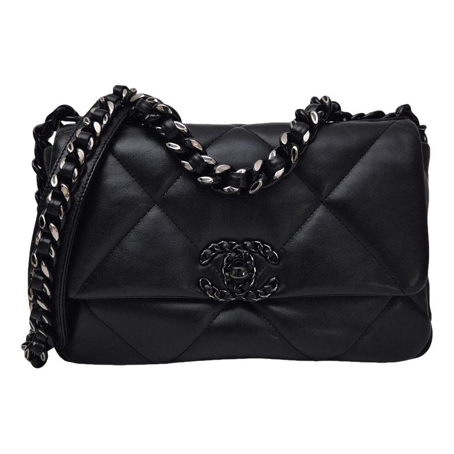 Chanel 19 leather crossbody bag