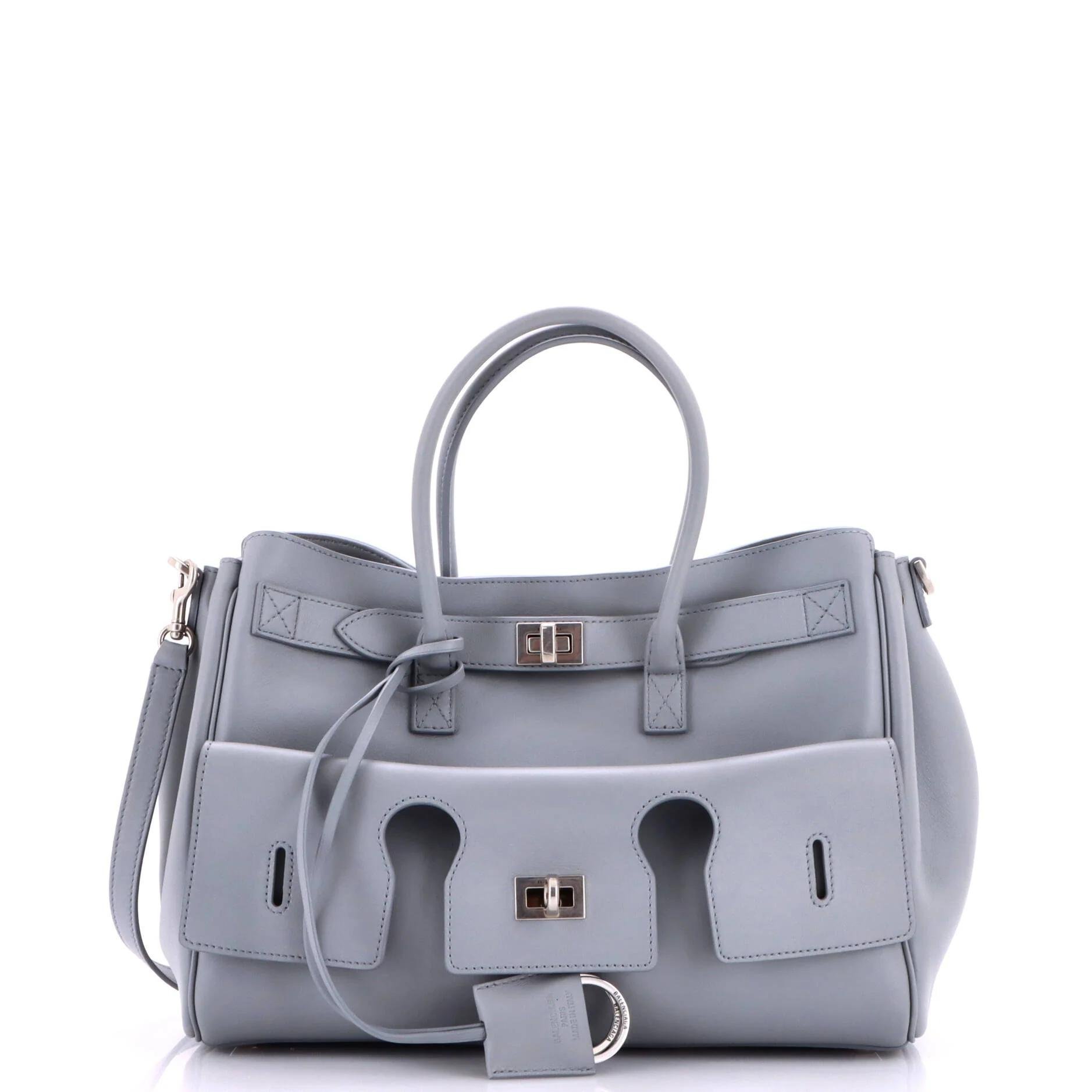 Leather tote