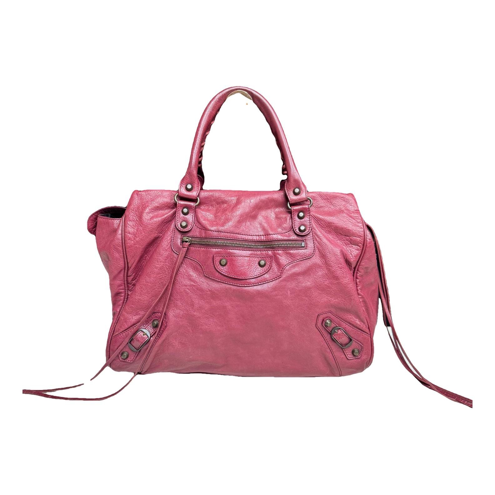 City leather handbag