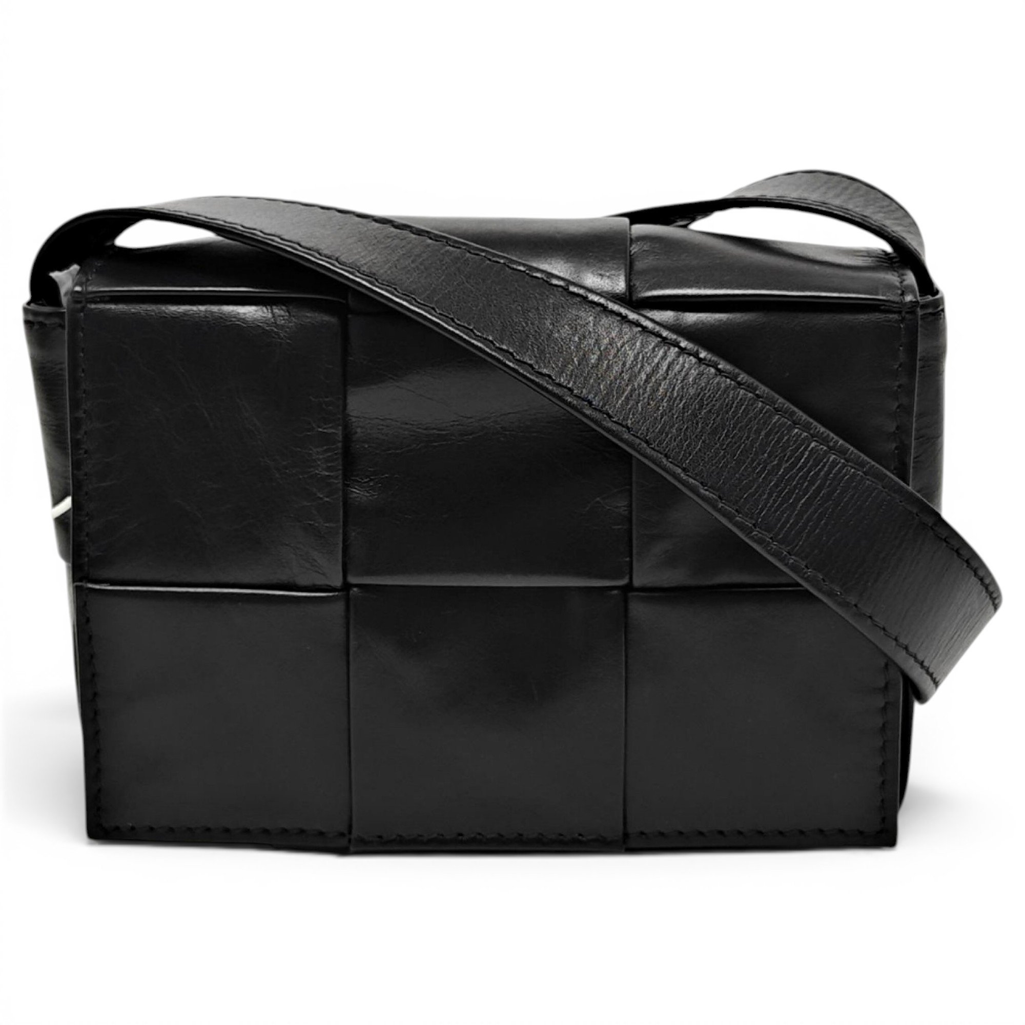 Cassette leather crossbody bag