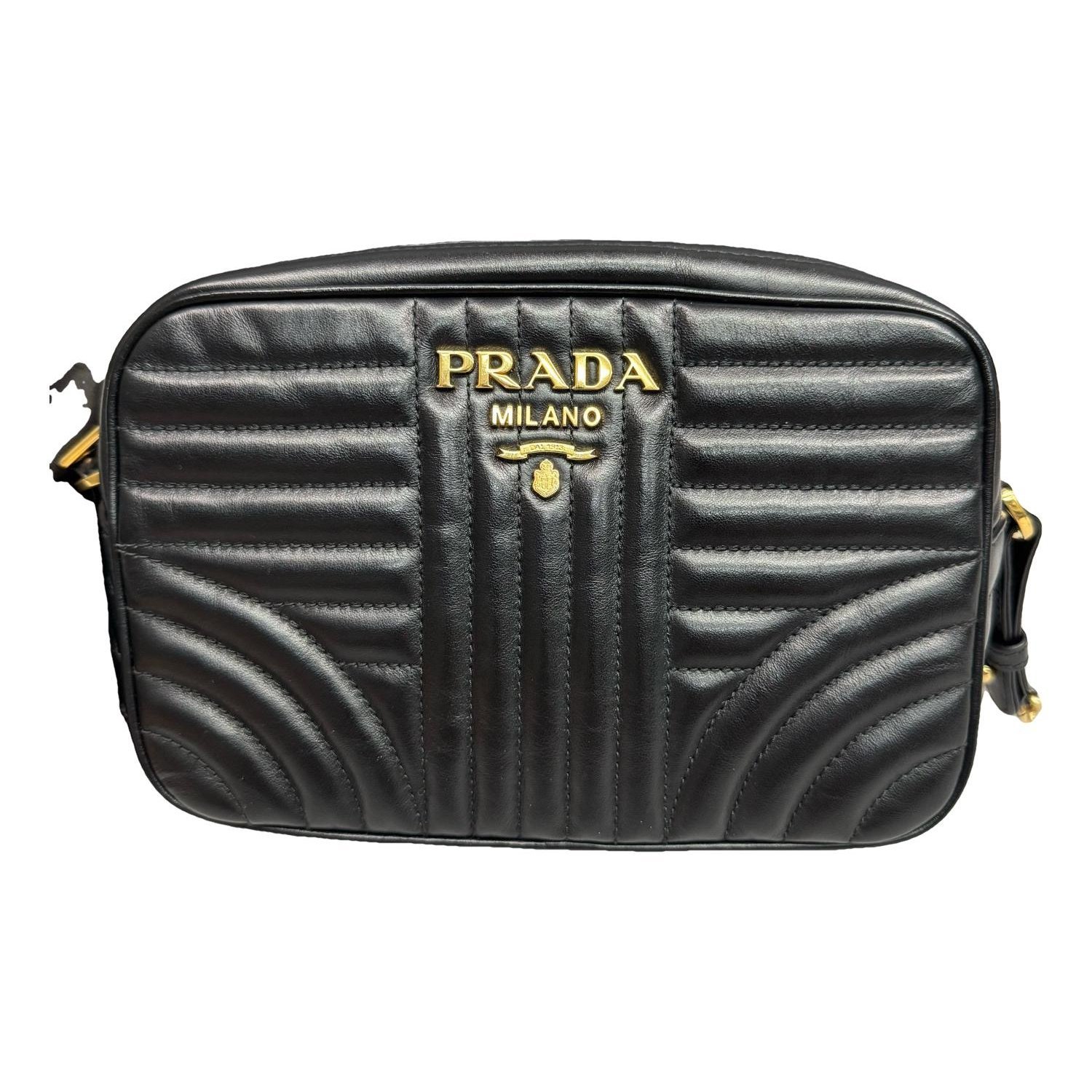 Diagramme leather crossbody bag